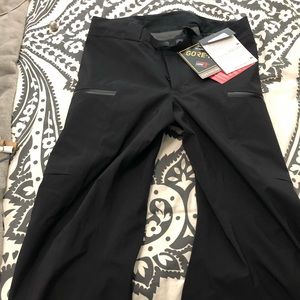 NWT Ski pants with GORE TEX Performance